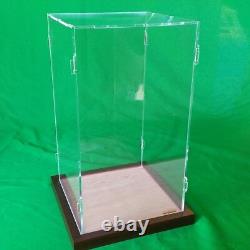 10L x 10Wx 18H display case for Hot Toy Figures 1/6 Scale, Statue, Dolls
