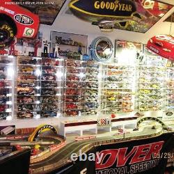 132 Slot Car Diecast Display Case fits 24 model cars