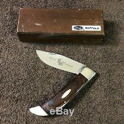 1971 CASE XX P172 9-Dot BUFFALO Hand Made Pakkawood Bulldog Knife withDisplay Box