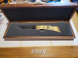 1982 Gerber USA American Bald Eagle Bicentennial Commemorative Knife Display Box