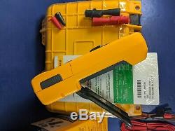 Brand New Fluke 233 TRMS Remote Display Digital Multimeter, Original Box, Case