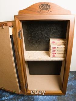 Case Knife Dealer Display Cabinet with 2 Keys and 9 Knives with original boxes
