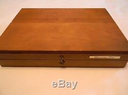 Case XX 1977 Blue Scroll 8 Knife Stag Mint Set Collection Wood Display Box