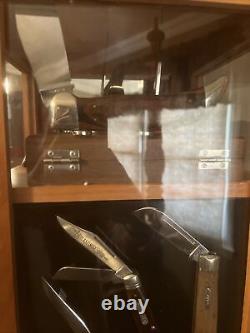 Case knives vintage in vintage display case, Comes With Boxes For Knives