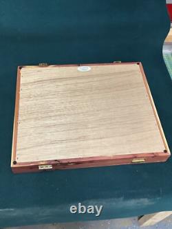 Cedar Wood Display Case Fits 9 Riker 5x4 Included perfect for Trade Shows