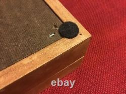 Cherry Wood Display Case 18 x 24 x 2 for Arrowheads Knifes Collectibles & More
