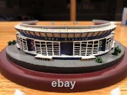 Danbury Mint Shea and Giants Stadium Display cases original boxes