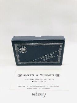 Early Original Smith & Wesson Model 36 2 Inch Box 38 Chief's Special SQUARE Butt