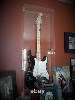 Elegant Lockable Wall Mount Display Case for Electric Guitars with UV Protection