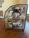 Franklin Mint The Curio Cabinet Cats Mirrored Display Case with Eight Figurines