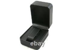 High Quality White / Black Leatherette Jewellery Shop Packaging Display Cases