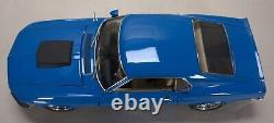 Highway 61 1970 Ford Mustang Boss 429 No Box 118 Scale With Display Case