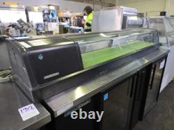 Hoshizaki 71 Curved Glass Refrigerated Sushi Display Case HNC-180AA-L