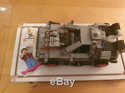 LEGO Creator Expert 21103 The DeLorean Time Machine complete Display Case Marty