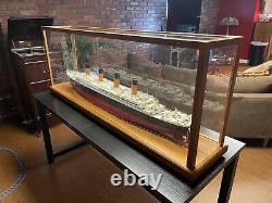 Large Acrylic Display Case Box with Wood Base for Ship Model Boat Collectibles