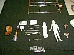 MONOGRAM 1/24 UNCERTAIN T BUILT UP MODEL WithBOX EXTRAS & DISPLAY CASE 1966