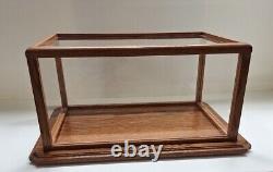 Model/Collectable Display Case Oak Wood/Acrylic Inside glass is 16x10x8