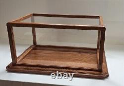 Model/Collectable Display Case Oak Wood/Acrylic Inside glass is 16x10x8