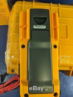 New Fluke 233 TRMS Remote Display Digital Multimeter, Case, Box