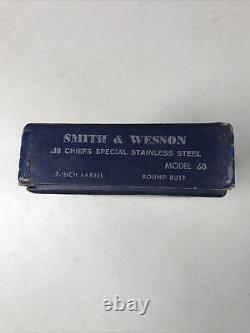 Old Vintage S&W Smith & Wesson Gun Box 38 Chiefs special Revolver Model 60