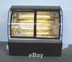 Open Box Commercial Countertop Refrigerated Cake Bakery Display Case Cabinet 220