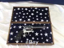 PISTOL GUN FIREARM PRESENTATION CASE BOX DISPLAY FOR COLT SSA, Cavalry, Navy