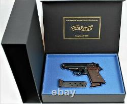 PISTOL GUN PRESENTATION CUSTOM DISPLAY CASE BOX? 2 for WALTHER PPK 7,65.32.380