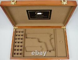 PISTOL GUN PRESENTATION CUSTOM DISPLAY CASE BOX for COLT m1911 government. 45ACP