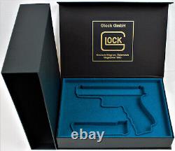PISTOL GUN PRESENTATION CUSTOM DISPLAY CASE BOX for GLOCK 17 cal. 9 mm + 2 ammo