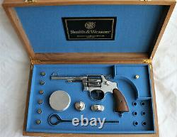 PISTOL GUN PRESENTATION CUSTOM DISPLAY CASE BOX for SMITH WESSON m1905 cal. 38 5