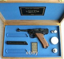 PISTOL GUN PRESENTATION CUSTOM DISPLAY CASE BOX for STOEGER LUGER P08 cal. 22lr