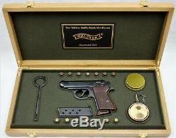 PISTOL GUN PRESENTATION CUSTOM DISPLAY CASE BOX for WALTHER PPK mauser pp p38
