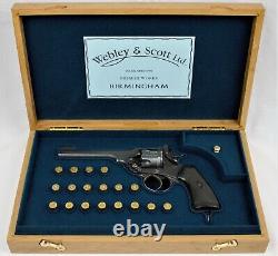 PISTOL GUN PRESENTATION CUSTOM DISPLAY CASE BOX for WEBLEY & SCOTT MkVI 6.455