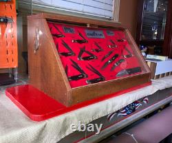 Schrade Original Knife Display Case, Lockable, all original USA Schrade Knives