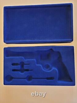 Smith & Wesson presentation box case 6 1/2 liners Inserts