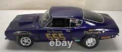 Supercars 1968 Plymouth Barracuda Ken Montgomery No Box 118 Scale Display Case