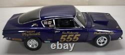 Supercars 1968 Plymouth Barracuda Ken Montgomery No Box 118 Scale Display Case