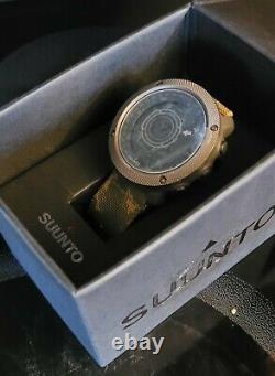 Suunto Traverse Alpha Watch OW151 Foliage Band (New Other, Used in Display Case)