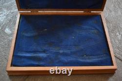 VINTAGE 1970s ORIGINAL CASE XX USA DISPLAY KNIFE BOX RED BLUE SCROLL STAG 33574