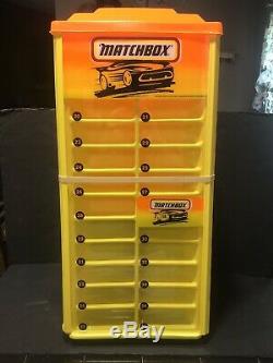 Vintage Matchbox Rotating Display Case in Original Box Item 950151 Holds 75 Cars