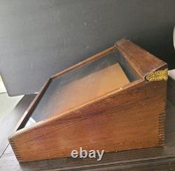 Vintage Wood Display Case Box Knives Holder