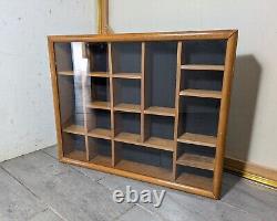 Vintage Wood & Glass Curio Knick Knack Wall Display Case Shadow Box R29